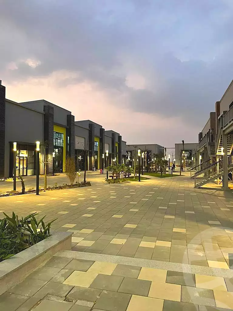 https://aqarmap.com.eg/ar/listing/7281738-for-sale-cairo-new-cairo-compounds-district-5-the-plateau-district-5