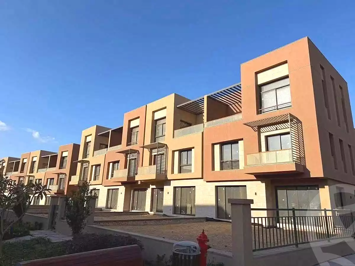 https://aqarmap.com.eg/ar/listing/7281753-for-sale-cairo-new-cairo-compounds-district-5-d-park-district-5-compound-marakez