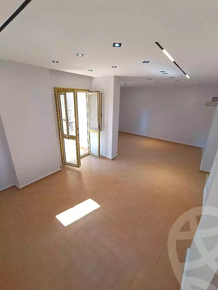 https://aqarmap.com.eg/ar/listing/7281890-for-sale-alexandria-sydy-bshr-sydy-bshr-bhry