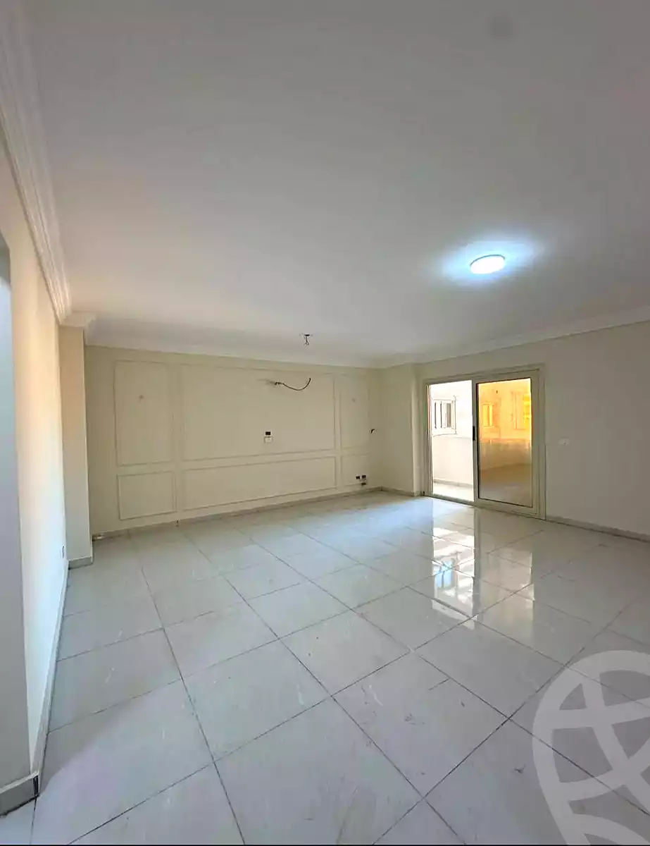 https://aqarmap.com.eg/ar/listing/7280585-for-sale-alexandria-lsywf-city-light-compound