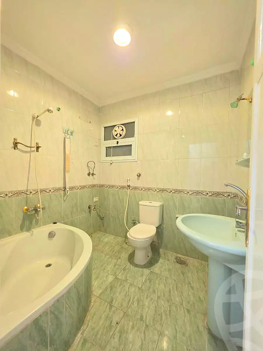 https://aqarmap.com.eg/ar/listing/7282262-for-sale-alexandria-sydy-bshr-tryq-ljysh