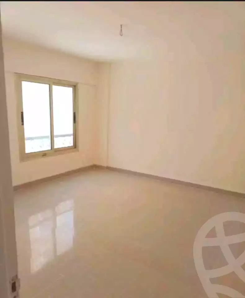 https://aqarmap.com.eg/ar/listing/7282296-for-sale-cairo-new-cairo-compounds-kemet-compound