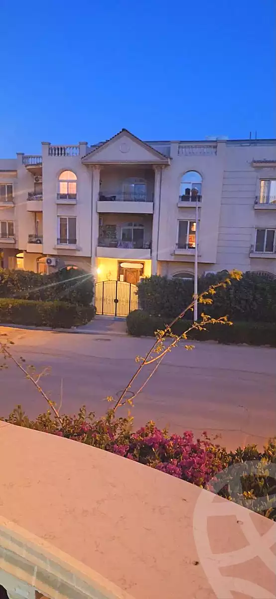 https://aqarmap.com.eg/ar/listing/7282309-for-sale-cairo-new-cairo-compounds-diplomats-compound