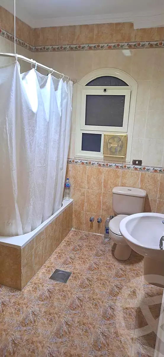 https://aqarmap.com.eg/ar/listing/7282309-for-sale-cairo-new-cairo-compounds-diplomats-compound