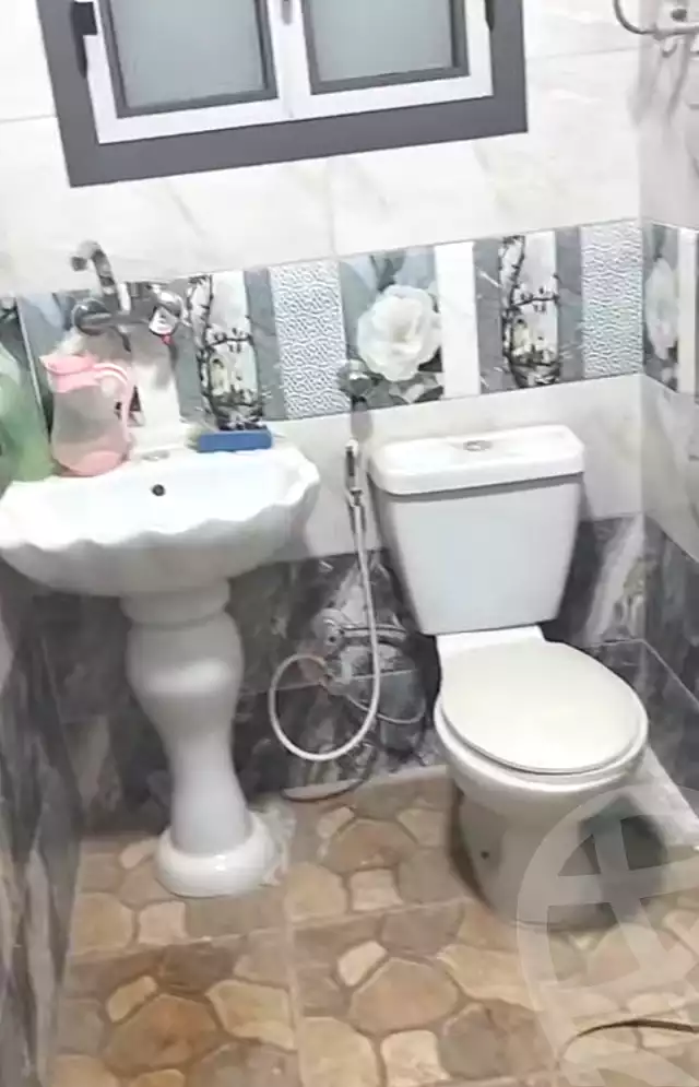 https://aqarmap.com.eg/en/listing/7282511-for-sale-alexandria-el-zwayda