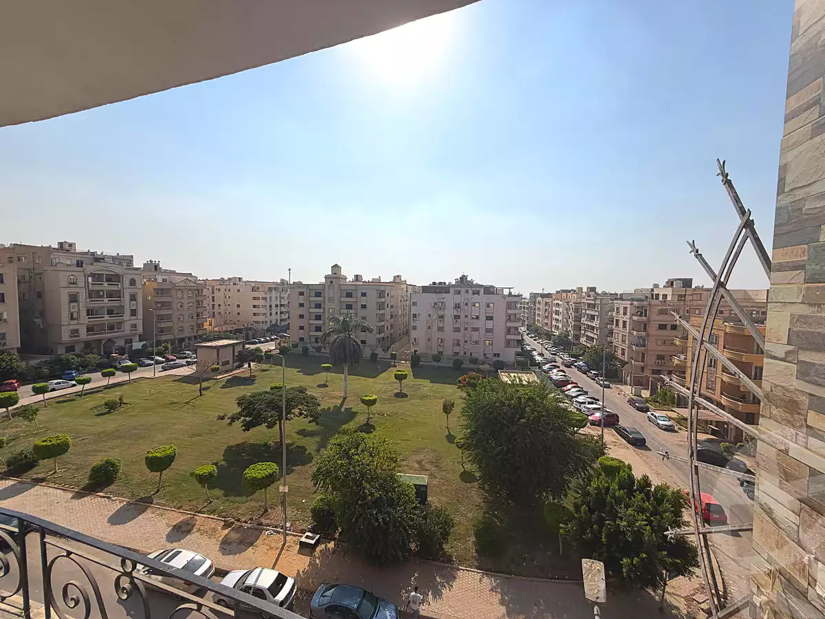 https://aqarmap.com.eg/ar/listing/7282531-for-sale-cairo-new-cairo-el-narges-el-narges-omarat-abdul-rahman-al-rafie-st