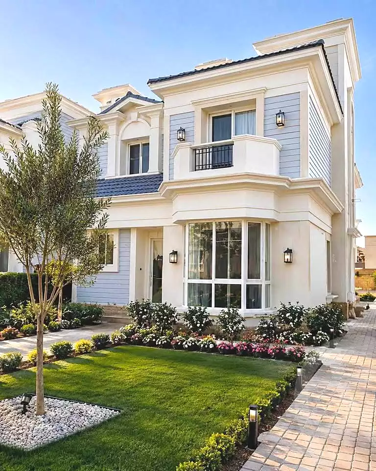 https://aqarmap.com.eg/en/listing/7283072-for-sale-cairo-new-cairo-compounds-mountain-view1-1-compound