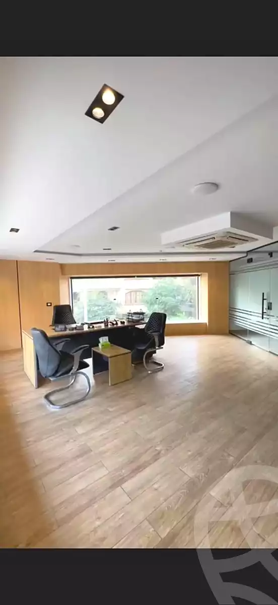 https://aqarmap.com.eg/en/listing/7283195-for-rent-cairo-heliopolis-heliopolis-square-mohammed-farid-st