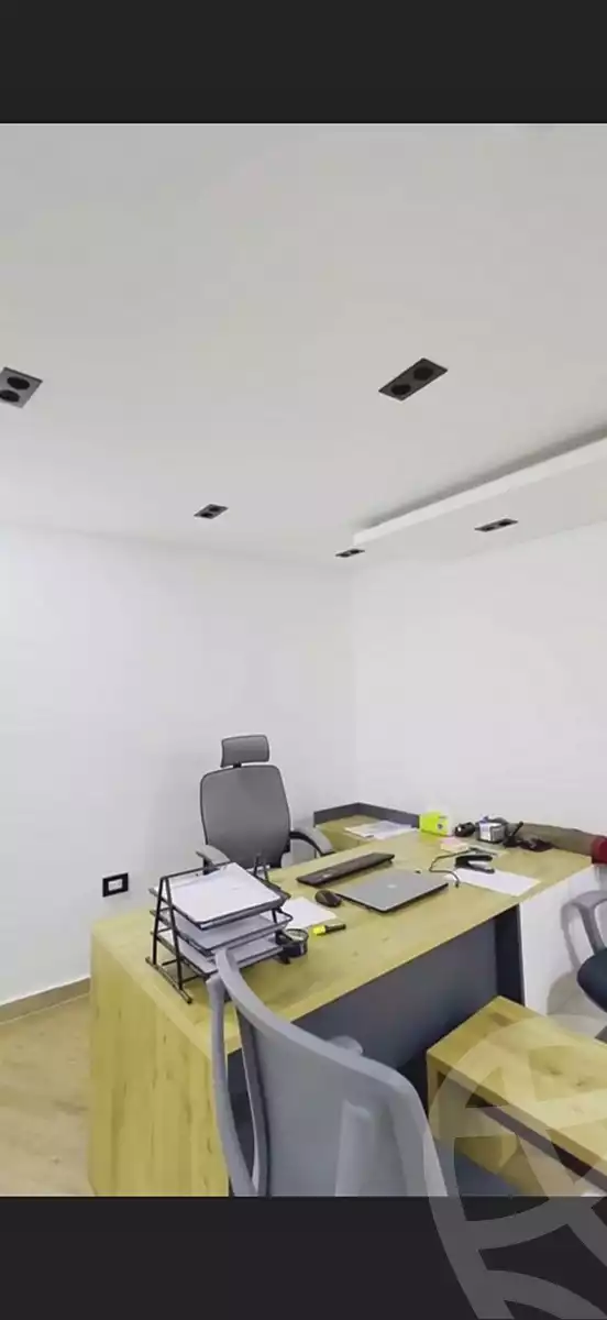 https://aqarmap.com.eg/en/listing/7283195-for-rent-cairo-heliopolis-heliopolis-square-mohammed-farid-st