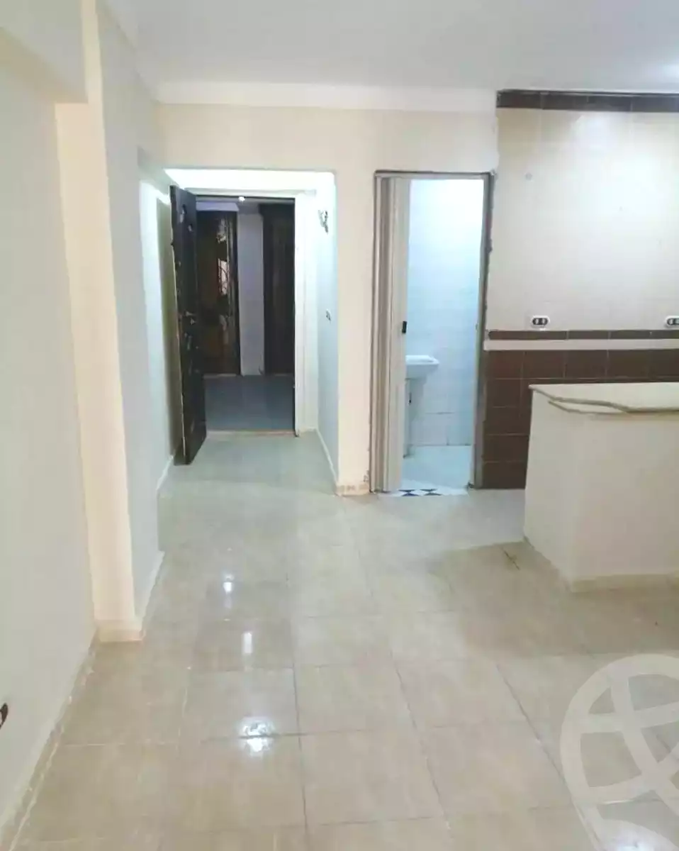 https://aqarmap.com.eg/en/listing/7283466-for-sale-alexandria-al-agamy-el-hanouvel-al-asdakaa-st