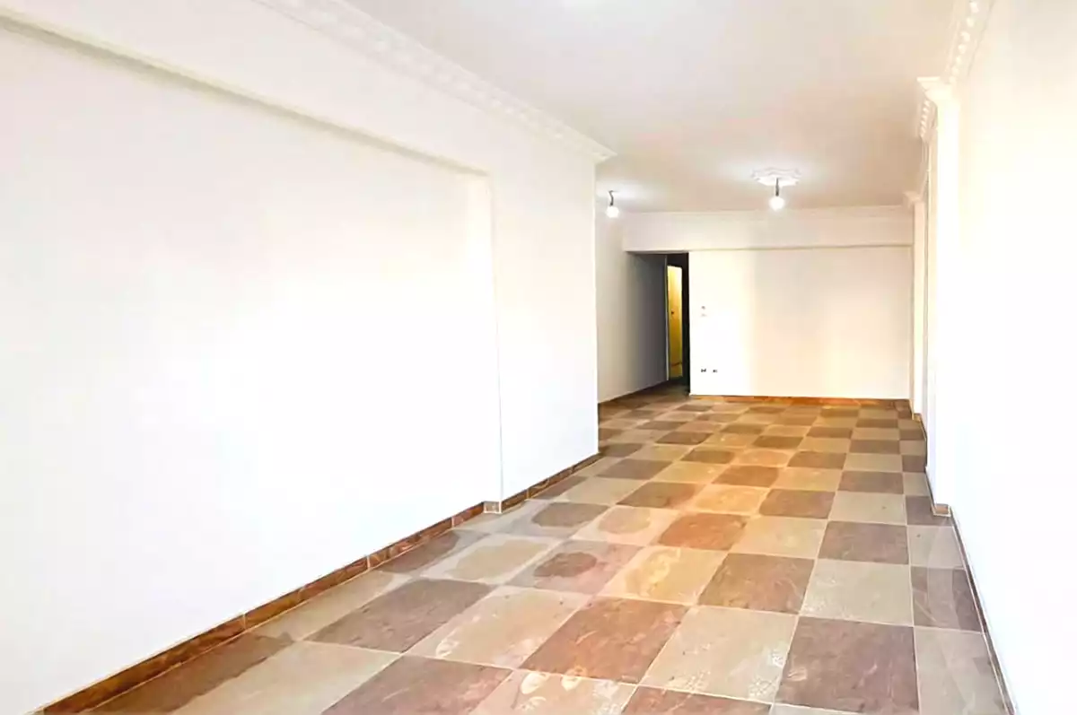 https://aqarmap.com.eg/ar/listing/7283784-for-sale-alexandria-lsywf-el-seyouf-bahri-abd-el-salam-aref-st