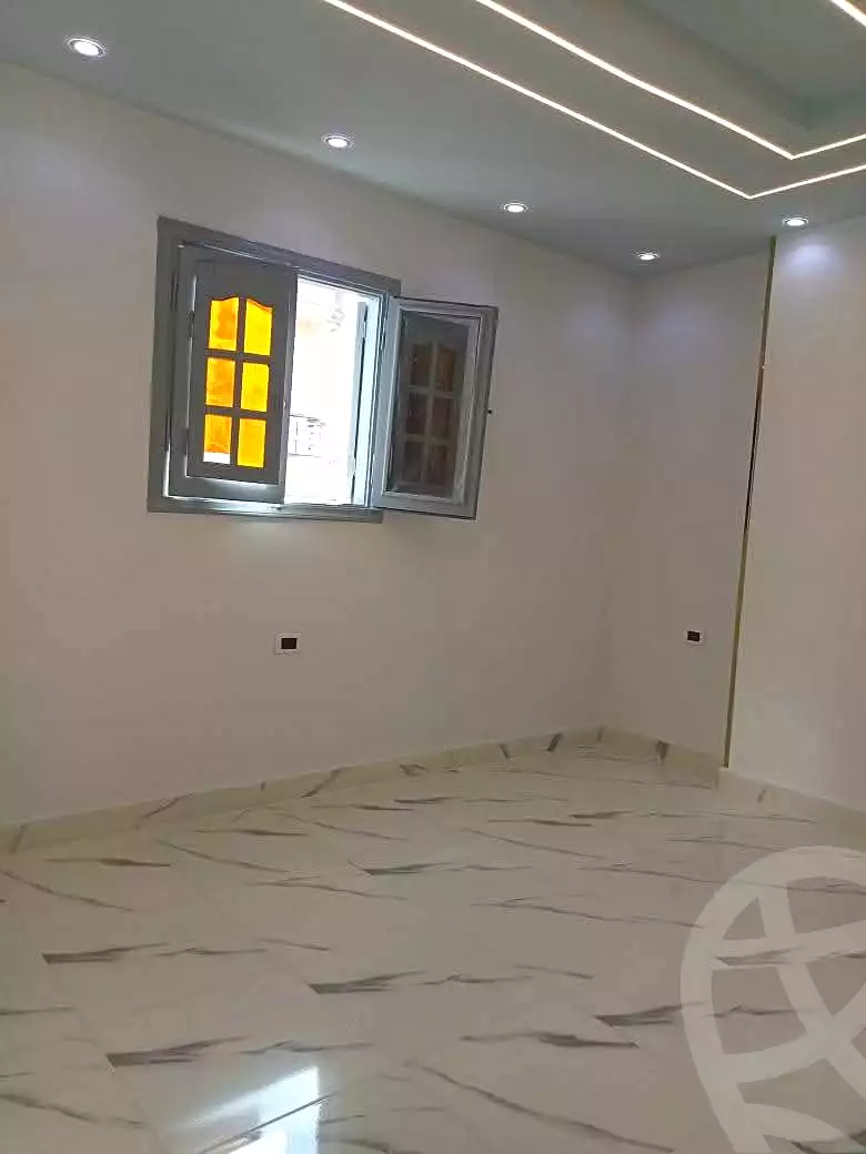 https://aqarmap.com.eg/en/listing/7284028-for-sale-alexandria-sydy-bshr-sydy-bshr-bhry-mohamed-el-srafi-st.