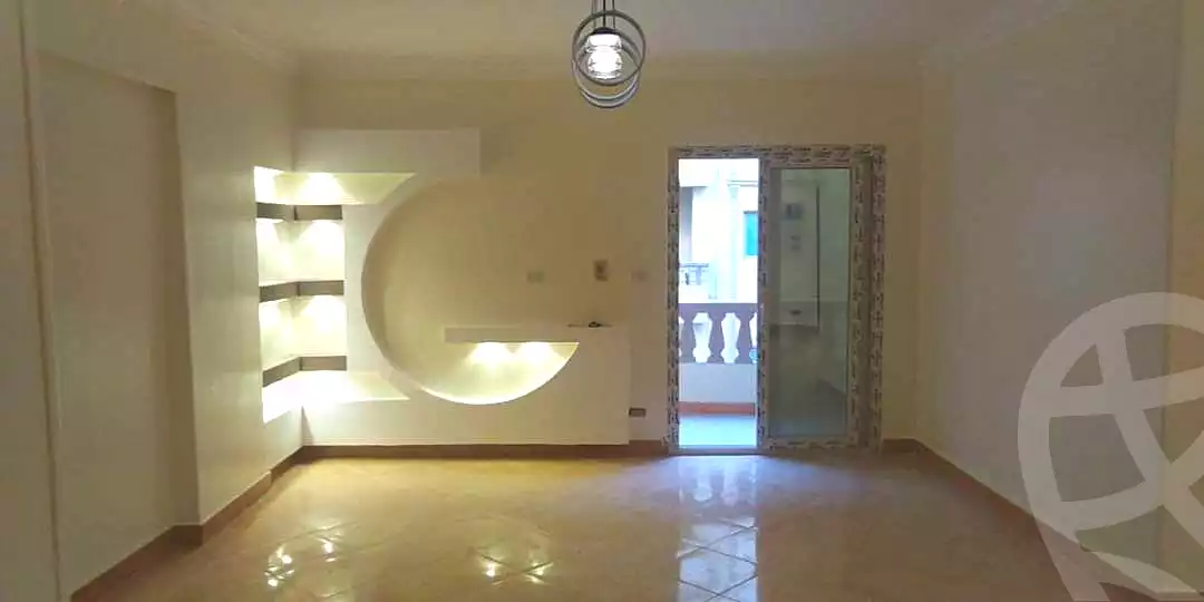 https://aqarmap.com.eg/ar/listing/7284393-for-rent-cairo-6th-of-october-lhsry