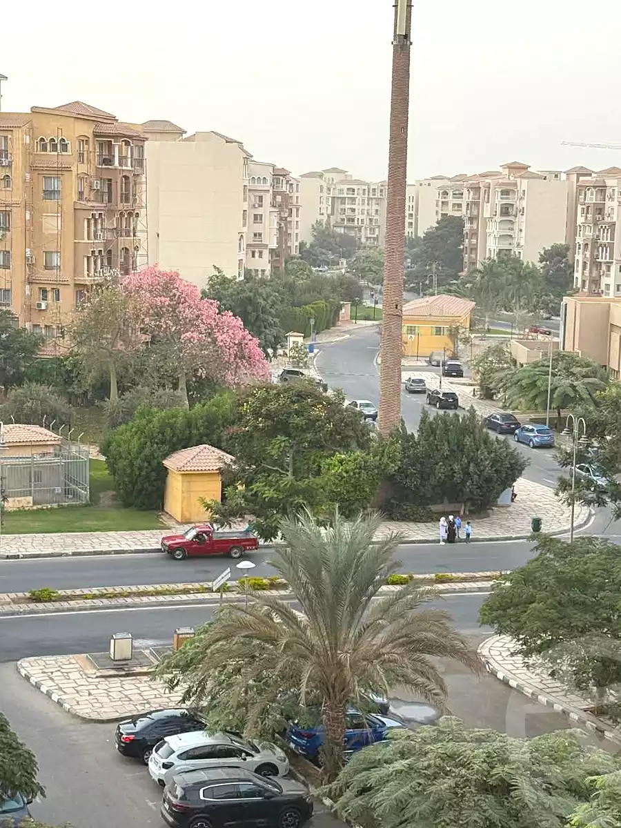 https://aqarmap.com.eg/ar/listing/7284466-for-sale-cairo-new-cairo-madinaty-first-zone-buildings-11th-st.