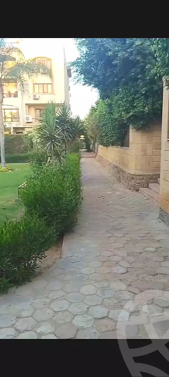 https://aqarmap.com.eg/ar/listing/7284657-for-sale-cairo-new-cairo-south-investors-zizinia-st