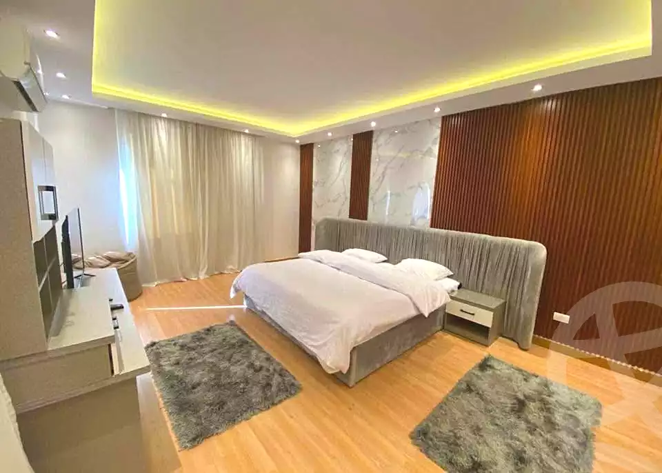 https://aqarmap.com.eg/en/listing/7284767-for-sale-cairo-new-cairo-compounds-mountain-view-1