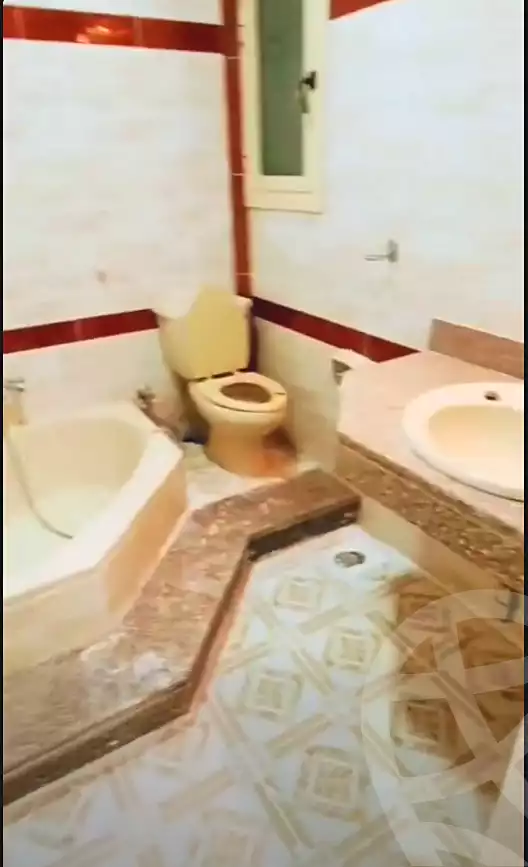 https://aqarmap.com.eg/en/listing/7284908-for-sale-alexandria-al-agamy-shataa-el-nakheel