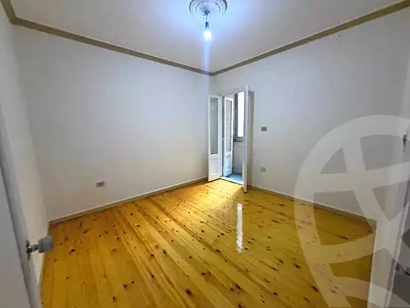 https://aqarmap.com.eg/ar/listing/7285092-for-rent-alexandria-ganaklis