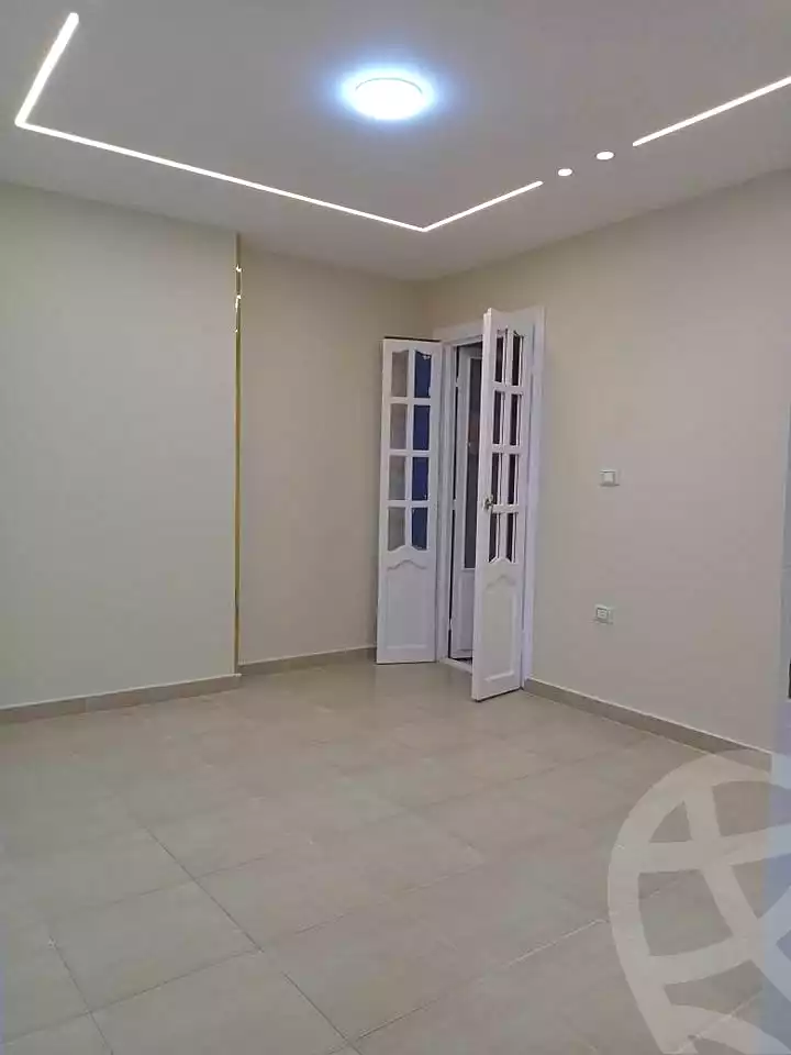 https://aqarmap.com.eg/ar/listing/7285161-for-sale-alexandria-miami-mahmoud-el-isawy-st