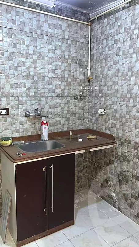 https://aqarmap.com.eg/ar/listing/7285547-for-rent-alexandria-ganaklis