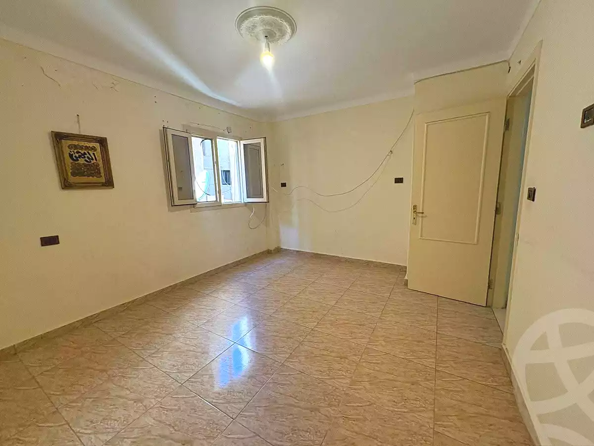 https://aqarmap.com.eg/en/listing/7285573-for-rent-alexandria-lauran-shr-srhnk