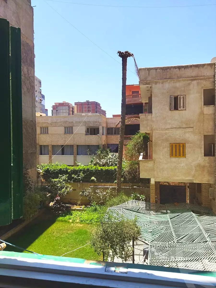 https://aqarmap.com.eg/ar/listing/7285576-for-sale-alexandria-al-agamy-lbytsh-el-farouk-st