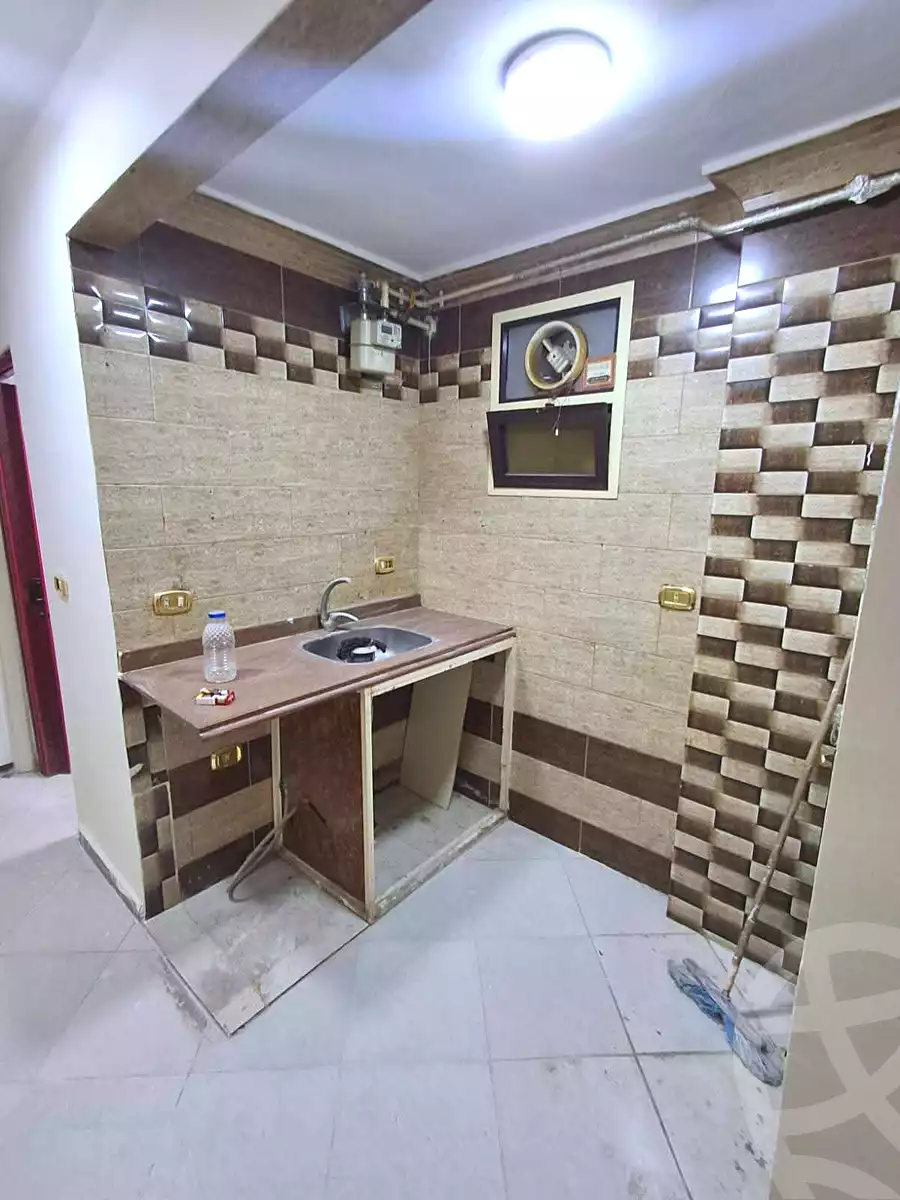 https://aqarmap.com.eg/en/listing/7286166-for-sale-alexandria-lsywf-el-falki