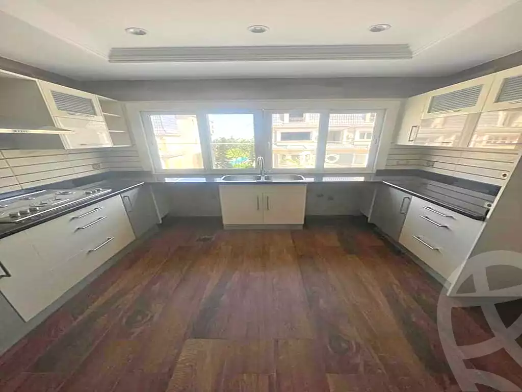 https://aqarmap.com.eg/en/listing/7286527-for-sale-cairo-new-cairo-compounds-mountain-view1-1-compound