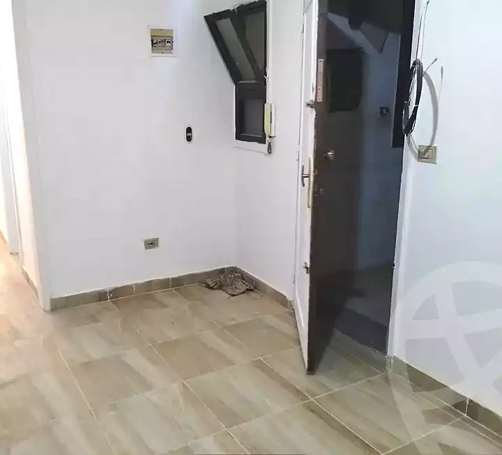https://aqarmap.com.eg/ar/listing/7286553-for-rent-alexandria-ganaklis