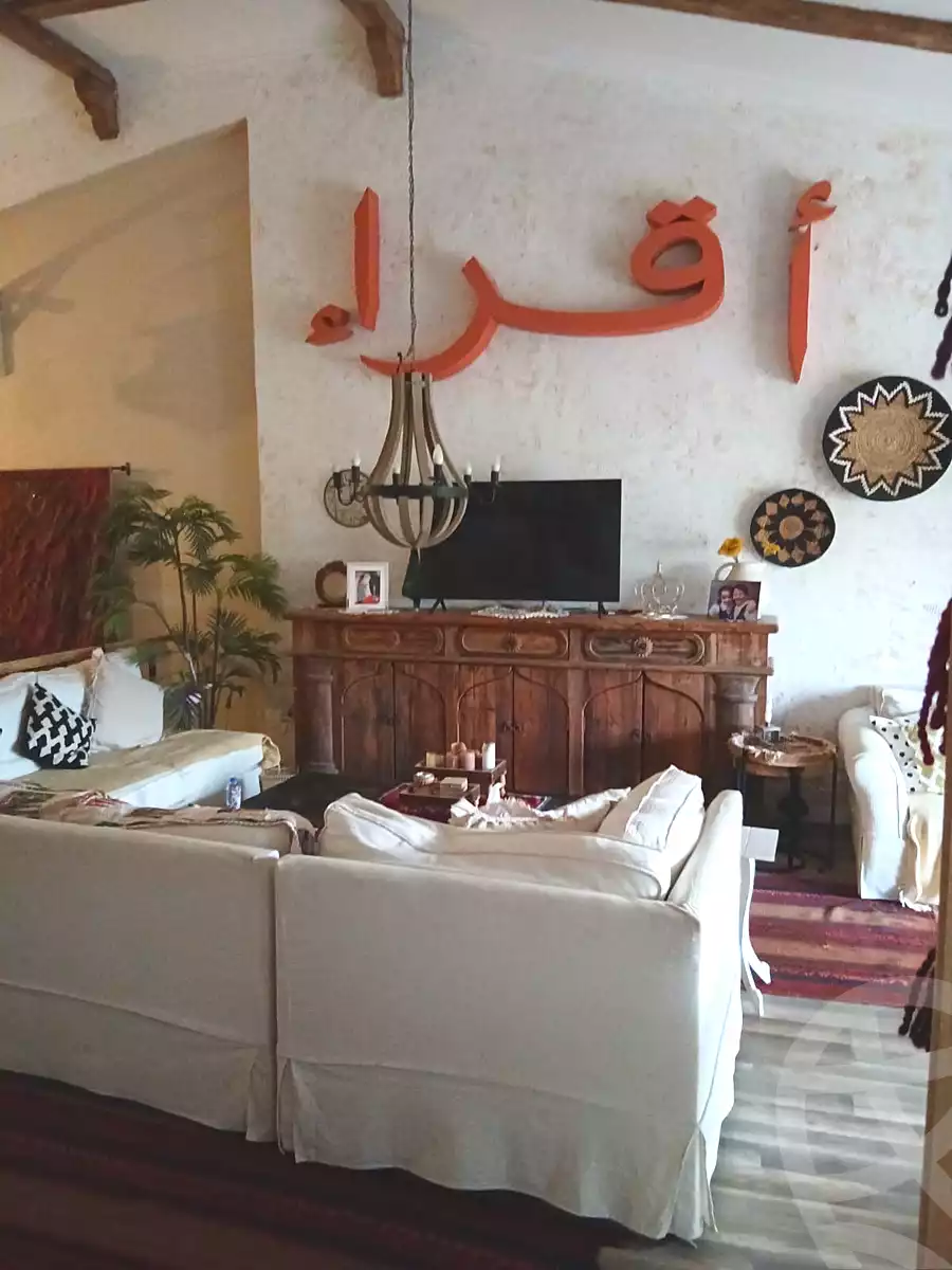 فيلا بـ٨ غرف نوم في الربوة، صورة ١٠ من ١١