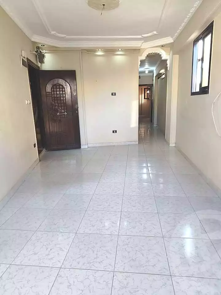 https://aqarmap.com.eg/ar/listing/7287087-for-rent-alexandria-lsywf-el-seyouf-bahri-abd-al-hadi-al-gazar-zayna-st