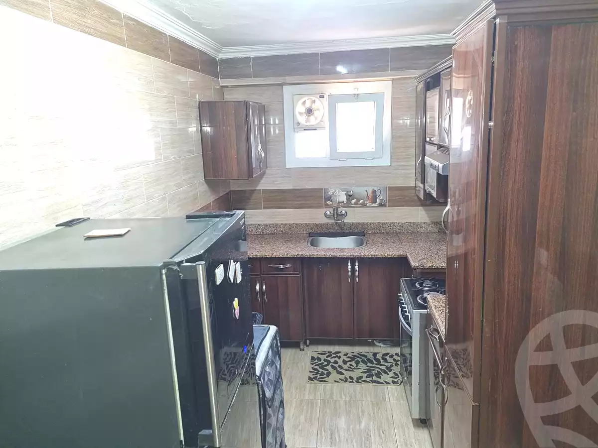 https://aqarmap.com.eg/ar/listing/7287476-for-rent-cairo-6th-of-october-el-ahyaa-neighborhood-1st-al-maahad