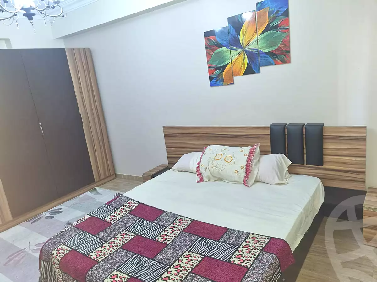 https://aqarmap.com.eg/ar/listing/7287476-for-rent-cairo-6th-of-october-el-ahyaa-neighborhood-1st-al-maahad