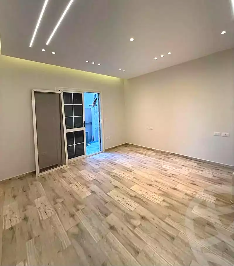 https://aqarmap.com.eg/ar/listing/7287542-for-sale-cairo-el-sheikh-zayed-city-compounds-zayed-heights-compound