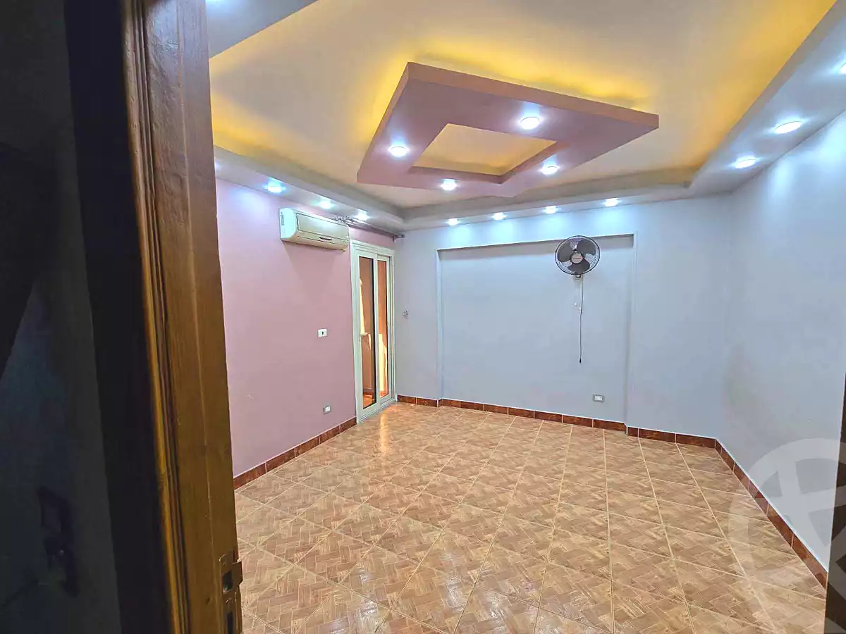 https://aqarmap.com.eg/en/listing/7287624-for-sale-alexandria-el-mandara-moritania-st
