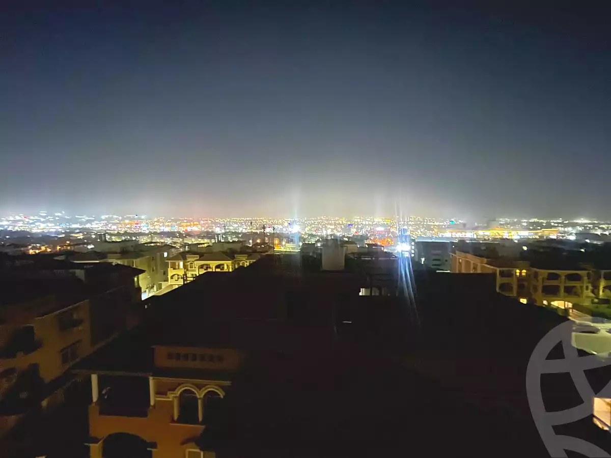 https://aqarmap.com.eg/ar/listing/7287623-for-sale-cairo-el-sheikh-zayed-city-compounds-el-khamayel