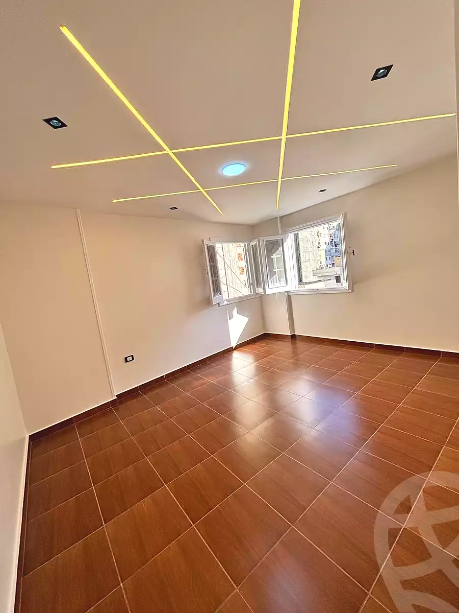https://aqarmap.com.eg/en/listing/7287684-for-sale-alexandria-sydy-bshr-sydy-bshr-bhry-shr-mhmwd-l-yswy
