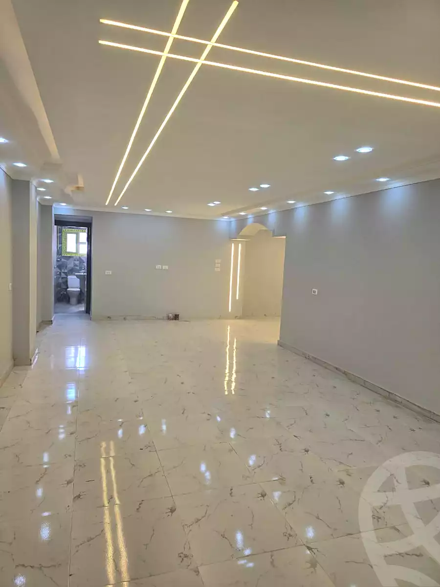 https://aqarmap.com.eg/en/listing/7287818-for-rent-cairo-6th-of-october-el-ahyaa-neighborhood-2nd-divided-from-al-kafrawei-st