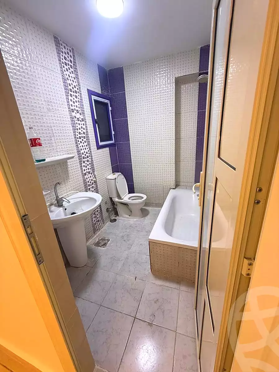 https://aqarmap.com.eg/ar/listing/7287824-for-sale-alexandria-sydy-bshr-sydy-bshr-bhry-gamal-abd-el-nasir-st