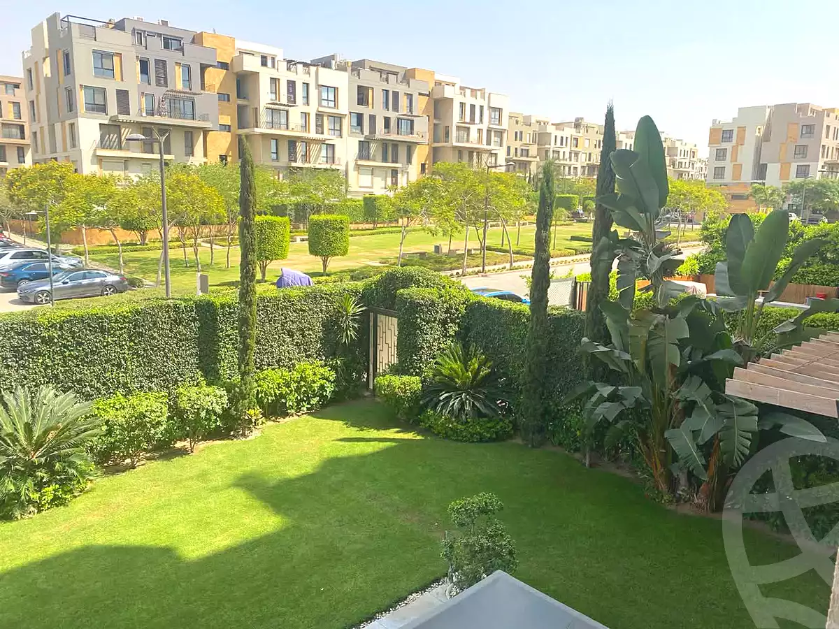 فيلا بـ٣ غرف نوم في ايست تاون، صورة ٤ من ١١