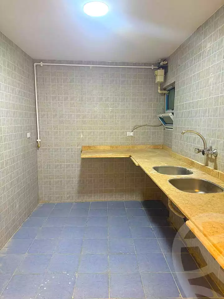 https://aqarmap.com.eg/ar/listing/7287909-for-sale-alexandria-sydy-bshr-sydy-bshr-bhry-shr-khld-bn-lwlyd
