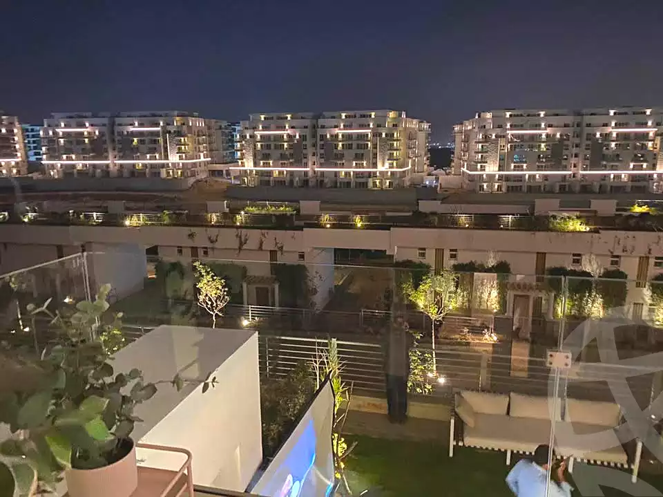 https://aqarmap.com.eg/ar/listing/7288057-for-sale-cairo-new-cairo-compounds-mwntn-fyw-y-syty-club-park-mountain-view-icity