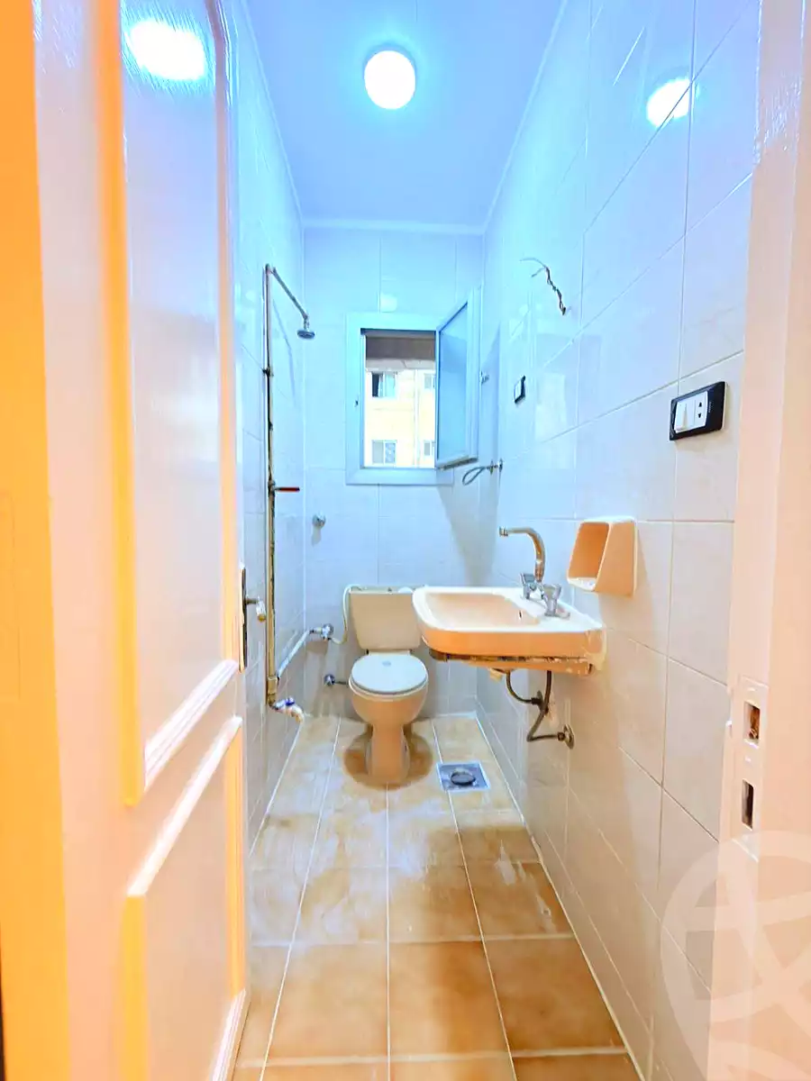 https://aqarmap.com.eg/ar/listing/7288111-for-sale-alexandria-al-agamy-shataa-el-nakheel