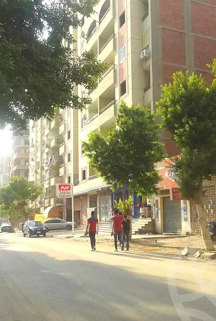 https://aqarmap.com.eg/en/listing/7288106-for-sale-cairo-helwan-rostom-st