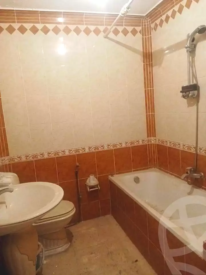 https://aqarmap.com.eg/en/listing/7288684-for-sale-alexandria-lsywf-el-falki-street-16-el-eslah