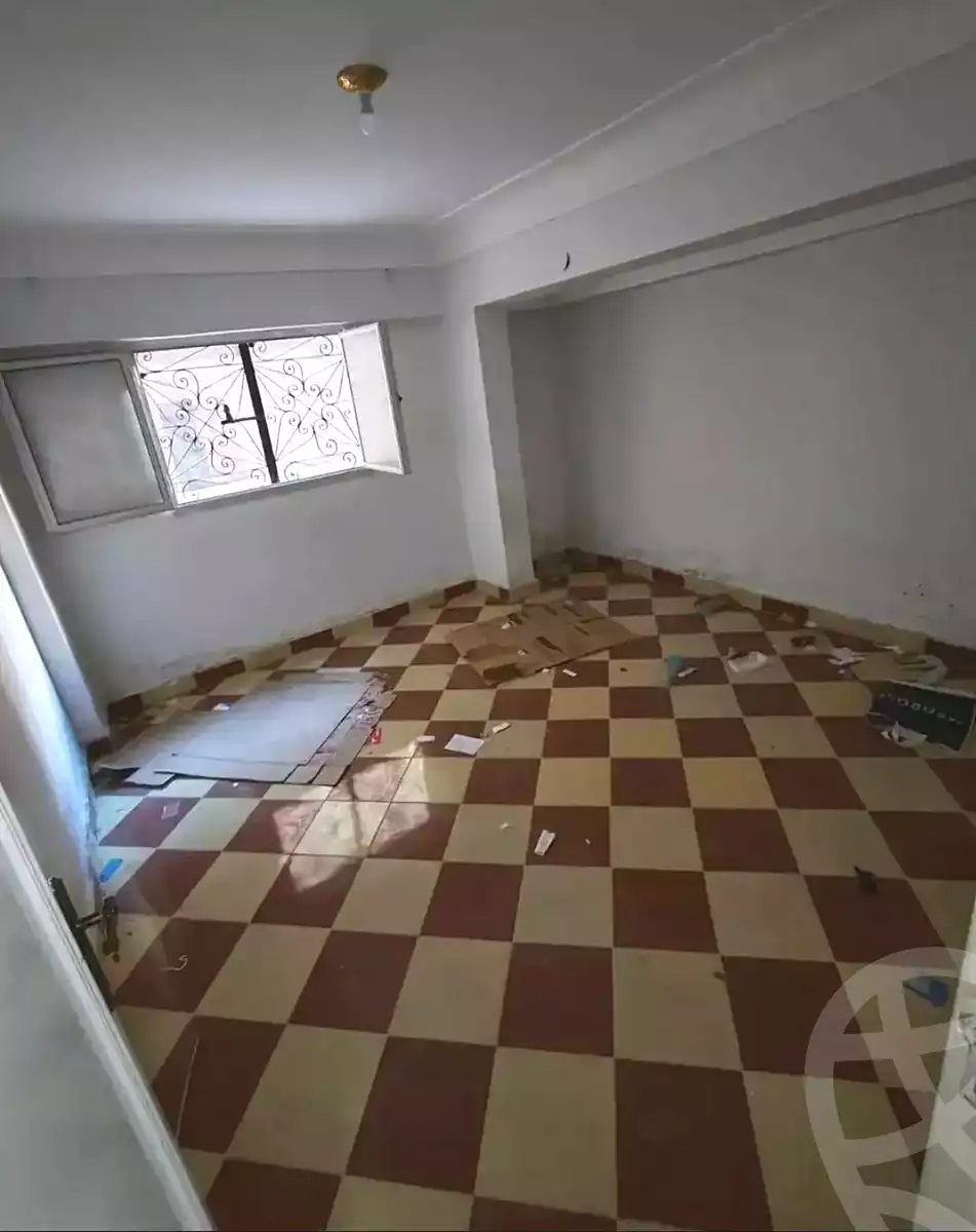 https://aqarmap.com.eg/en/listing/7289075-for-sale-alexandria-al-agamy-el-hanouvel-el-salam-st