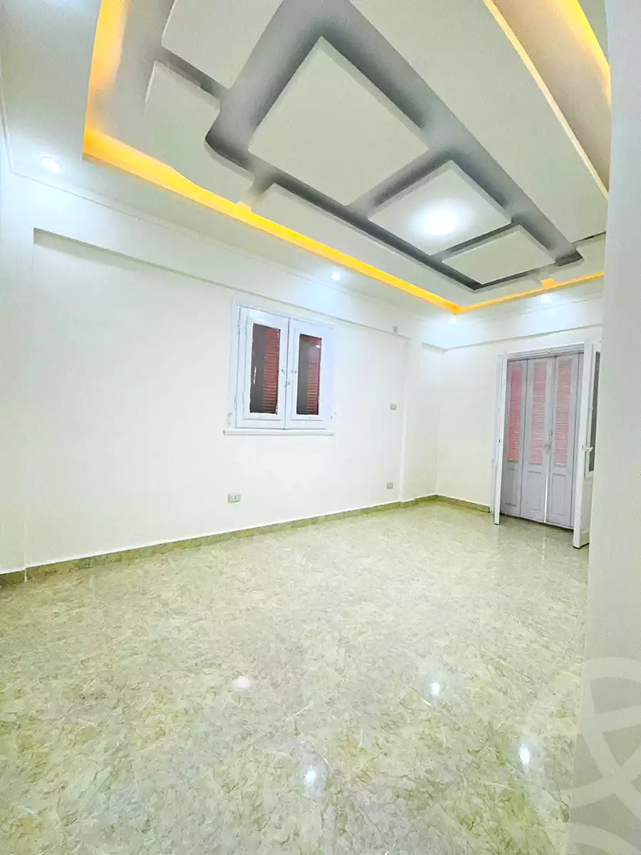https://aqarmap.com.eg/ar/listing/7289091-for-sale-alexandria-al-agamy-shataa-el-nakheel