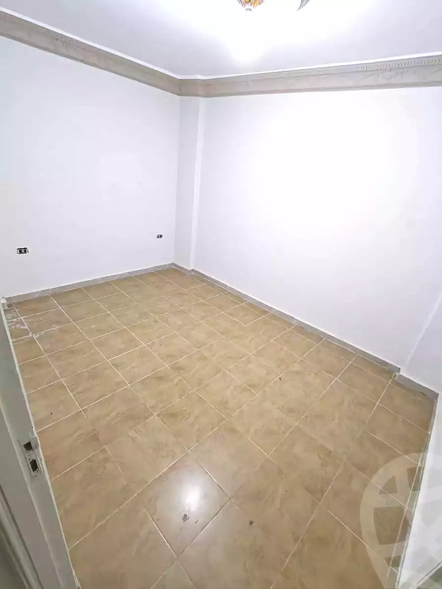 https://aqarmap.com.eg/ar/listing/7289169-for-sale-alexandria-al-agamy-el-hanouvel-radwan-st