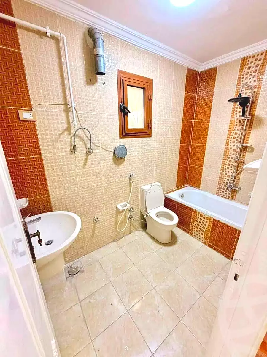 https://aqarmap.com.eg/en/listing/7289242-for-rent-alexandria-miami
