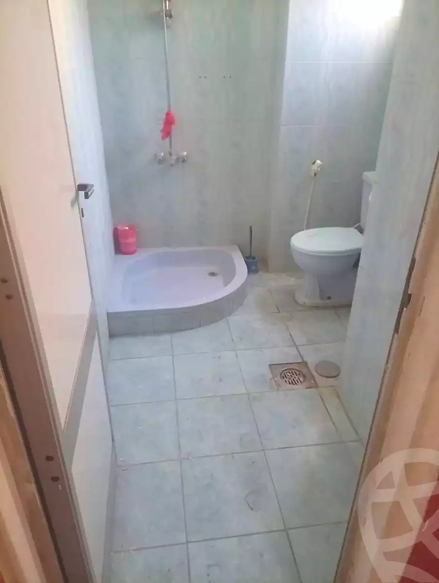 https://aqarmap.com.eg/ar/listing/7289397-for-sale-alexandria-moharram-bey-el-rasafa-st